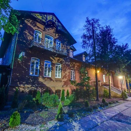 Savoy Bed & Breakfast Spała Eksteriør bilde