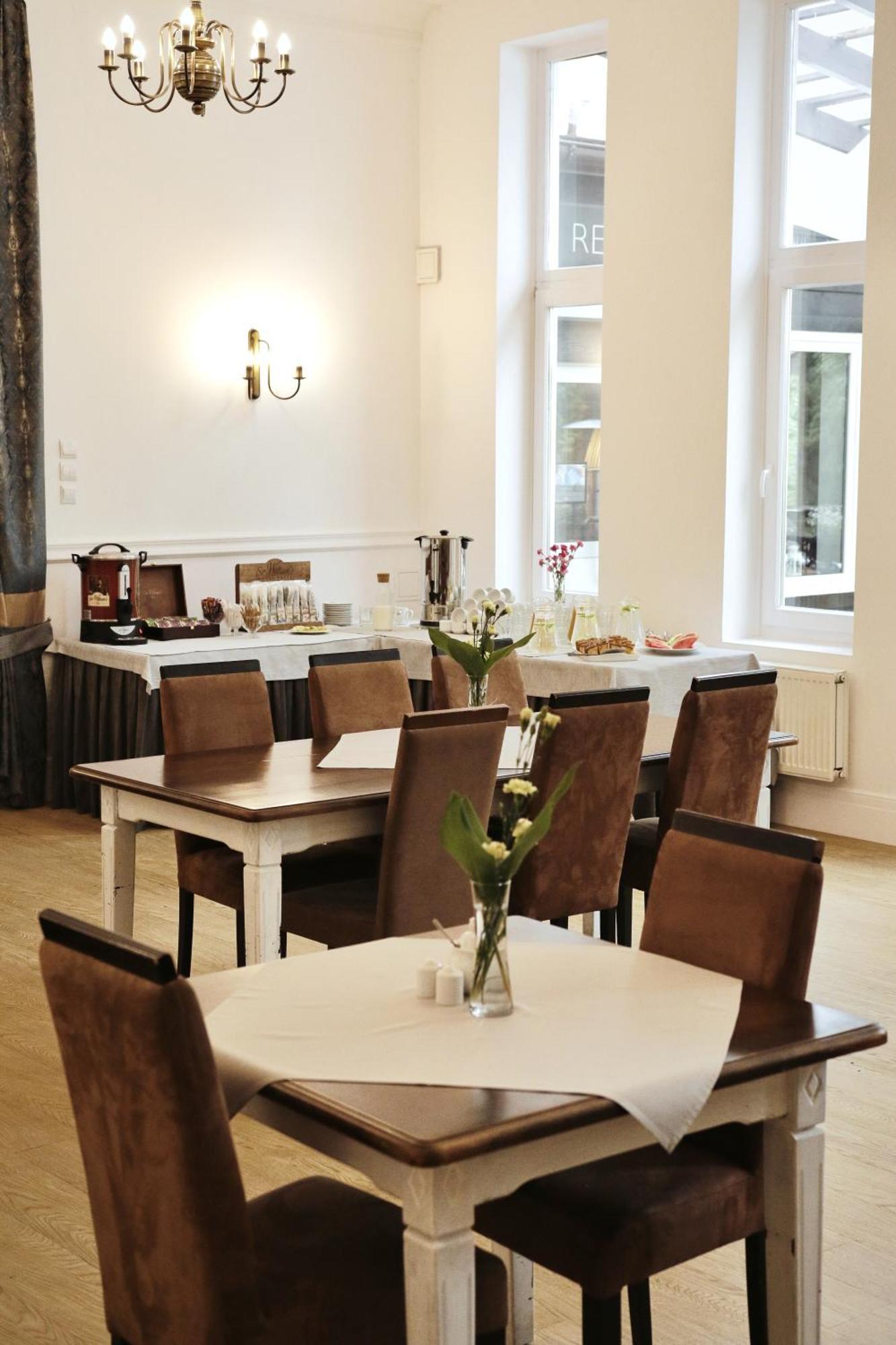 Savoy Bed & Breakfast Spała Eksteriør bilde
