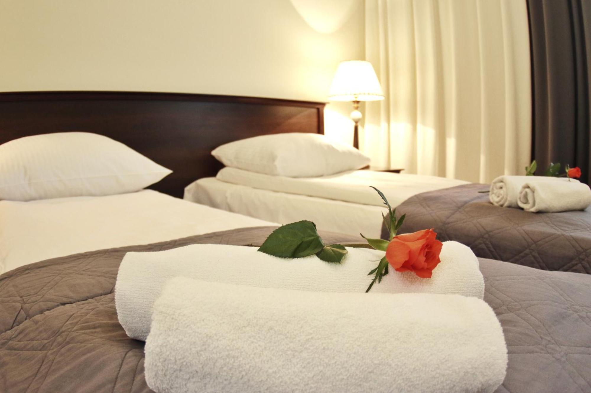Savoy Bed & Breakfast Spała Eksteriør bilde